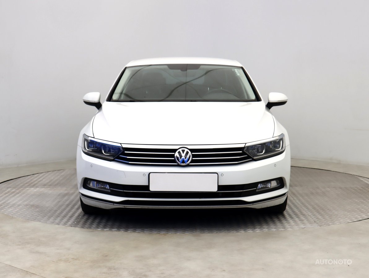 Volkswagen Passat, 2017 - pohled č. 2