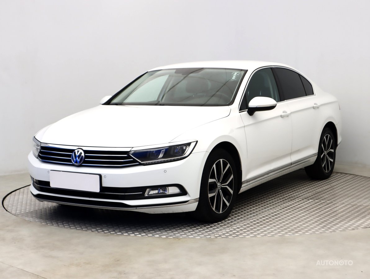 Volkswagen Passat, 2017 - pohled č. 3