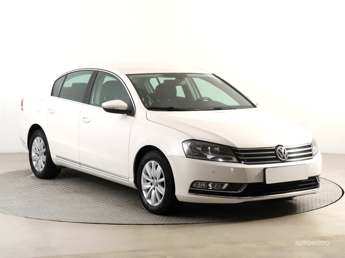 Volkswagen Passat, 2014 - celkový pohled