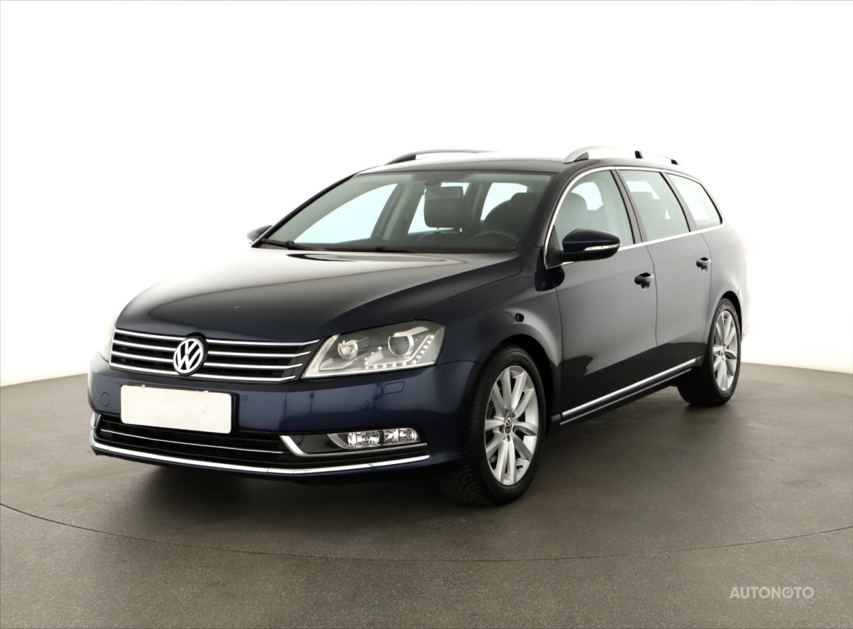 Volkswagen Passat, 2011 - pohled č. 3