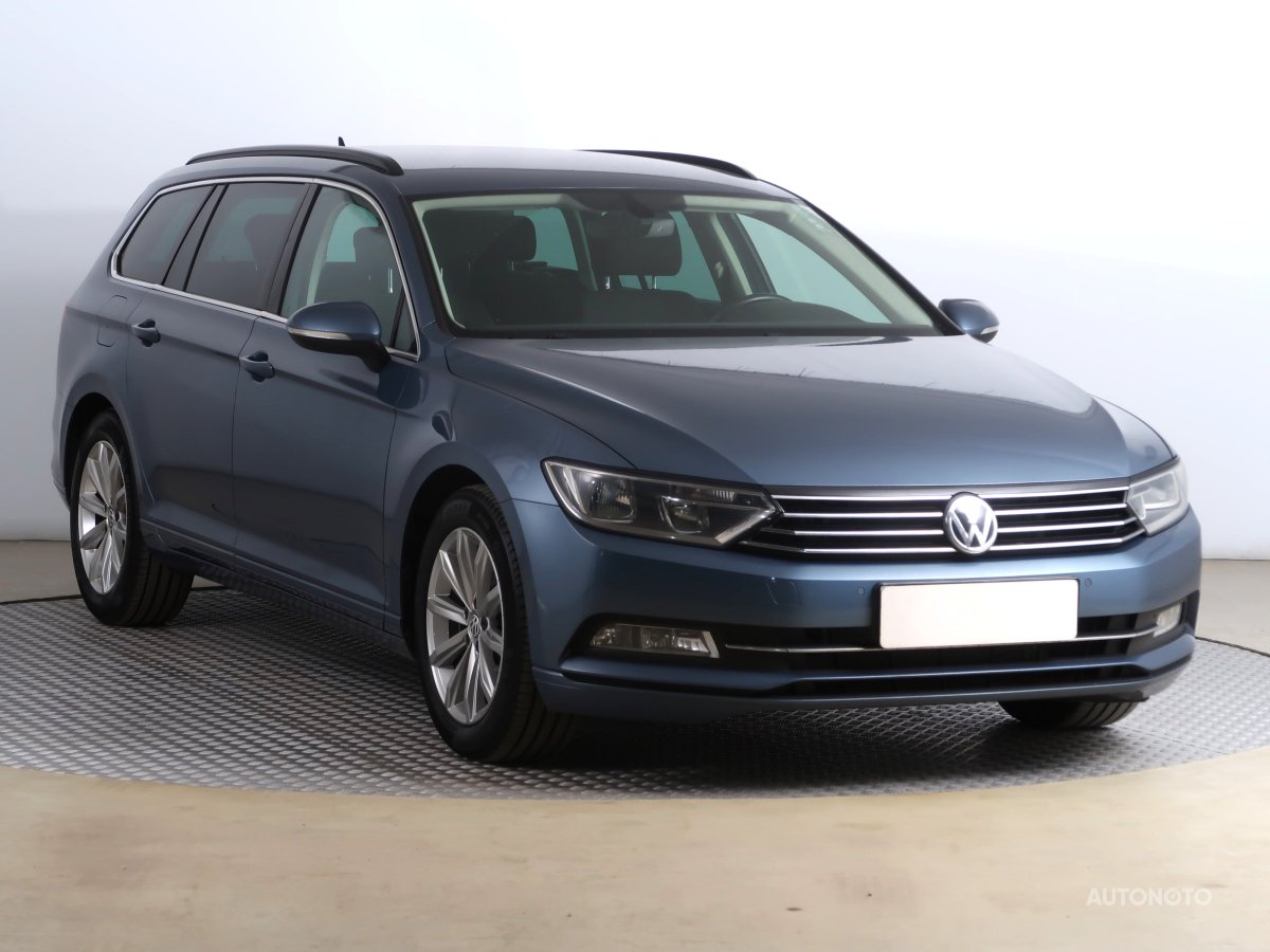 Volkswagen Passat, 2015 - celkový pohled