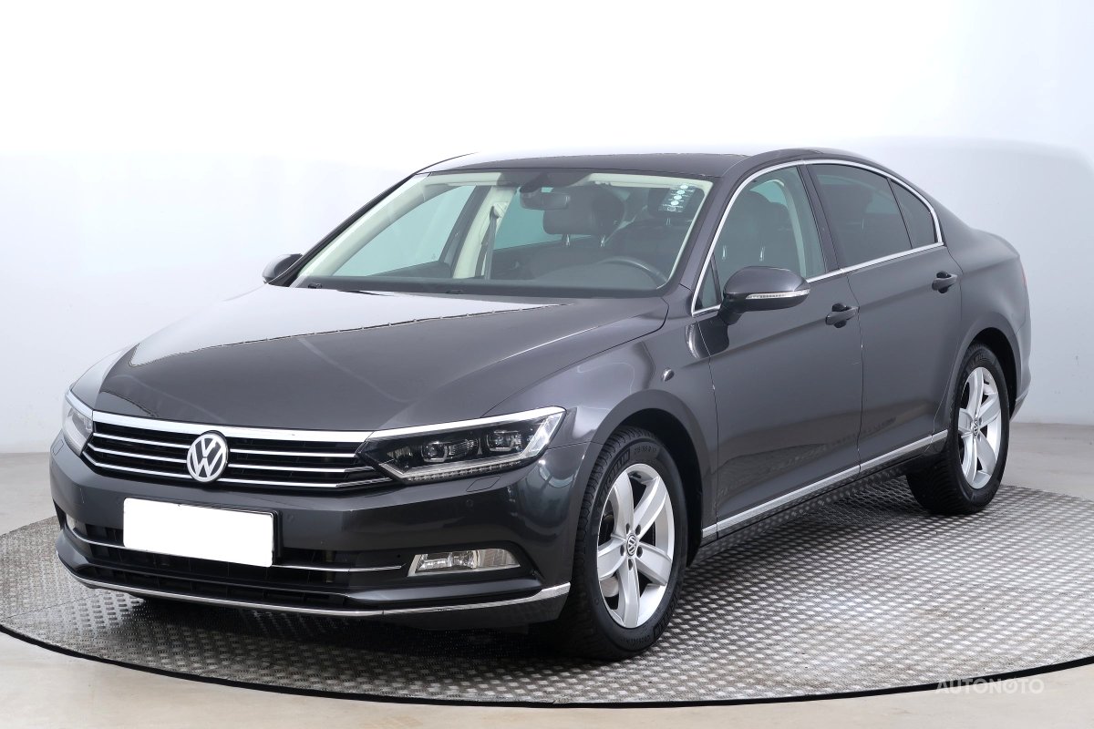 Volkswagen Passat, 2017 - pohled č. 3