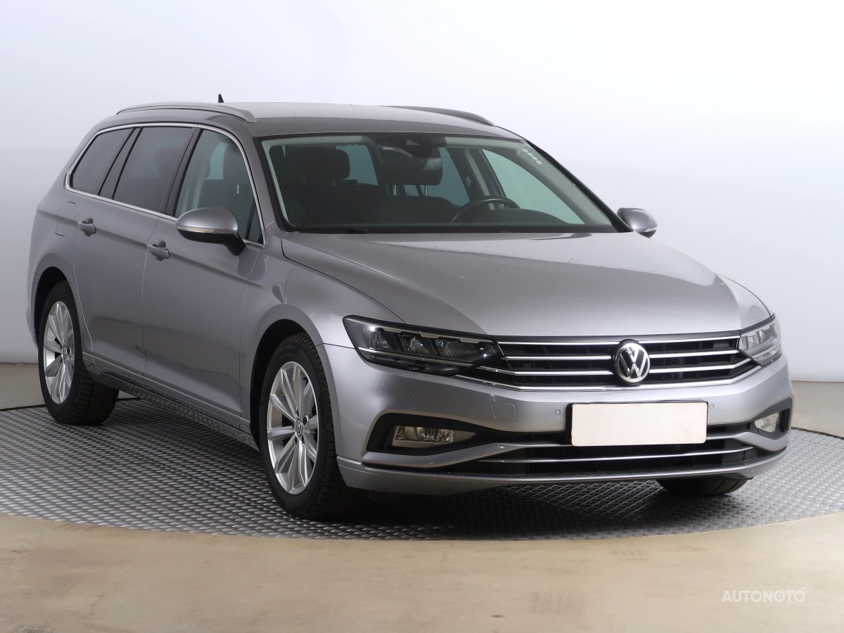 Volkswagen Passat, 2020 - celkový pohled