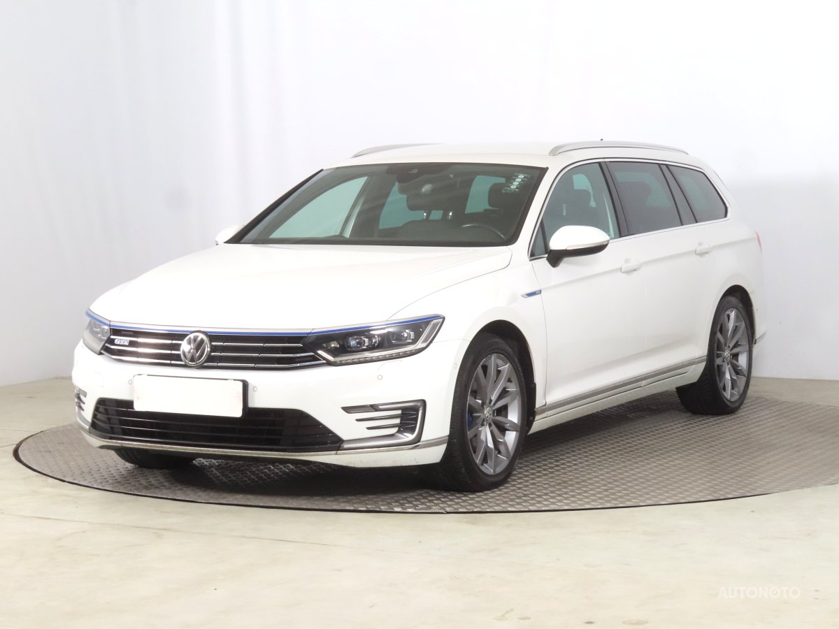 Volkswagen Passat, 2016 - pohled č. 3