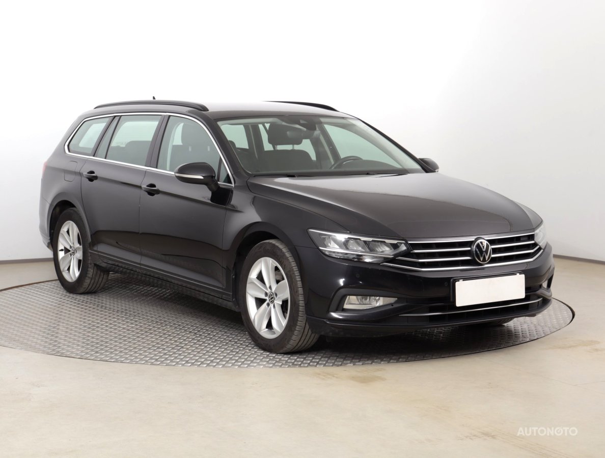 Volkswagen Passat, 2020 - celkový pohled