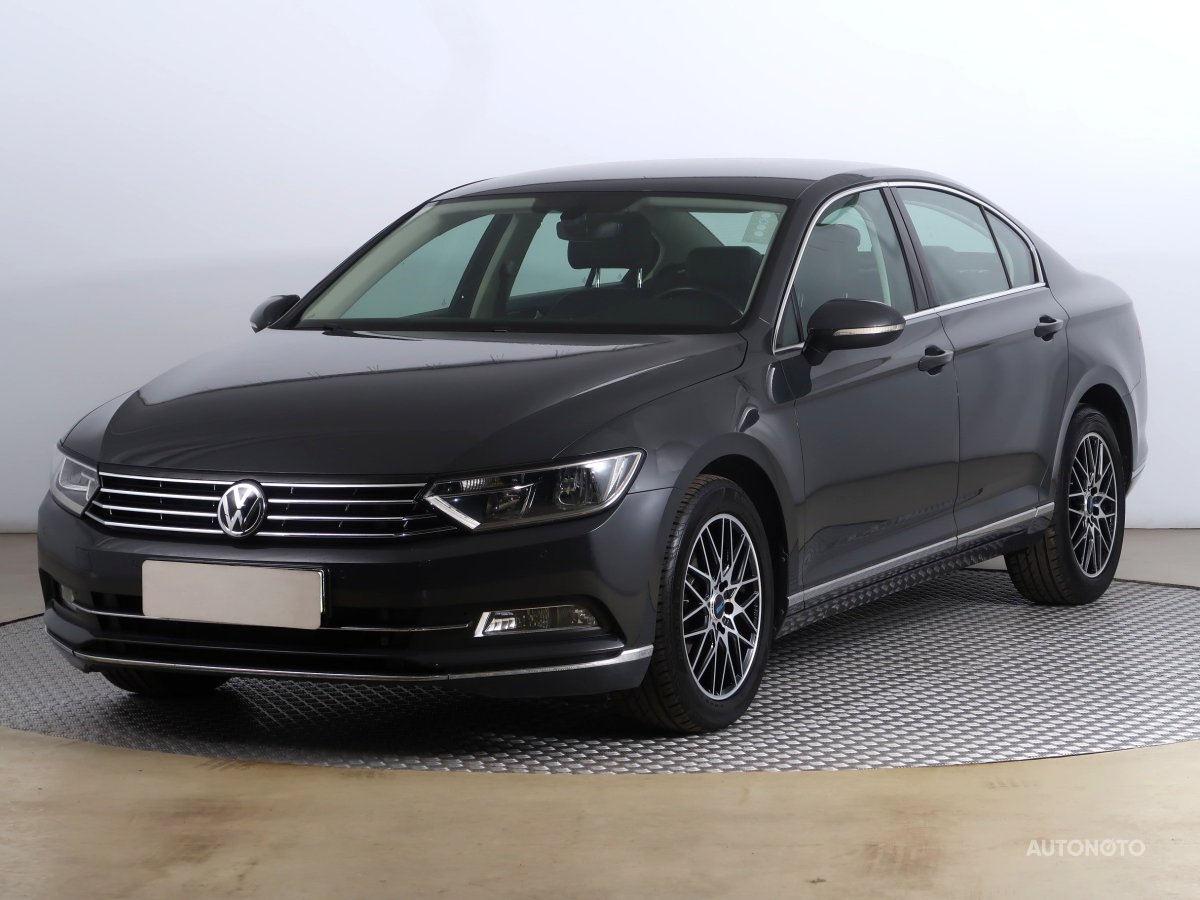 Volkswagen Passat, 2017 - pohled č. 3