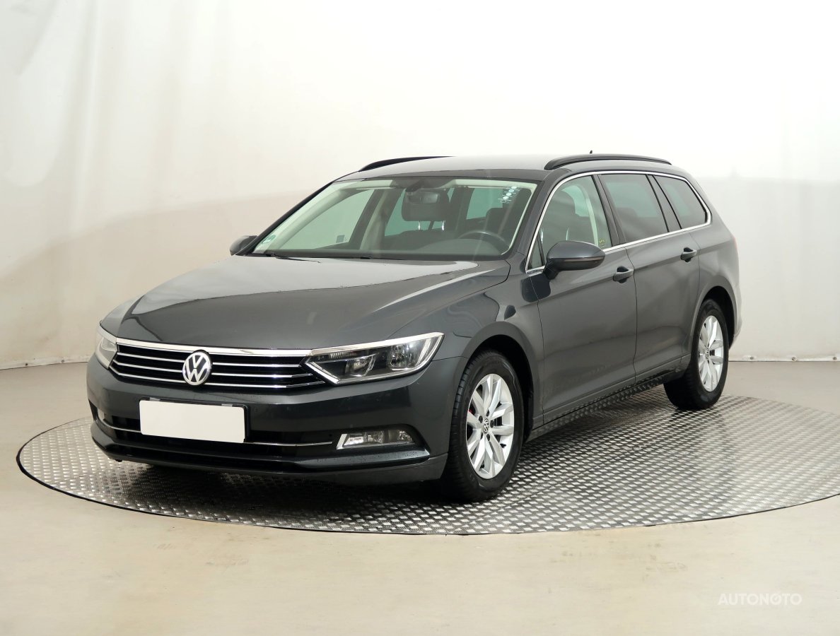 Volkswagen Passat, 2016 - pohled č. 3