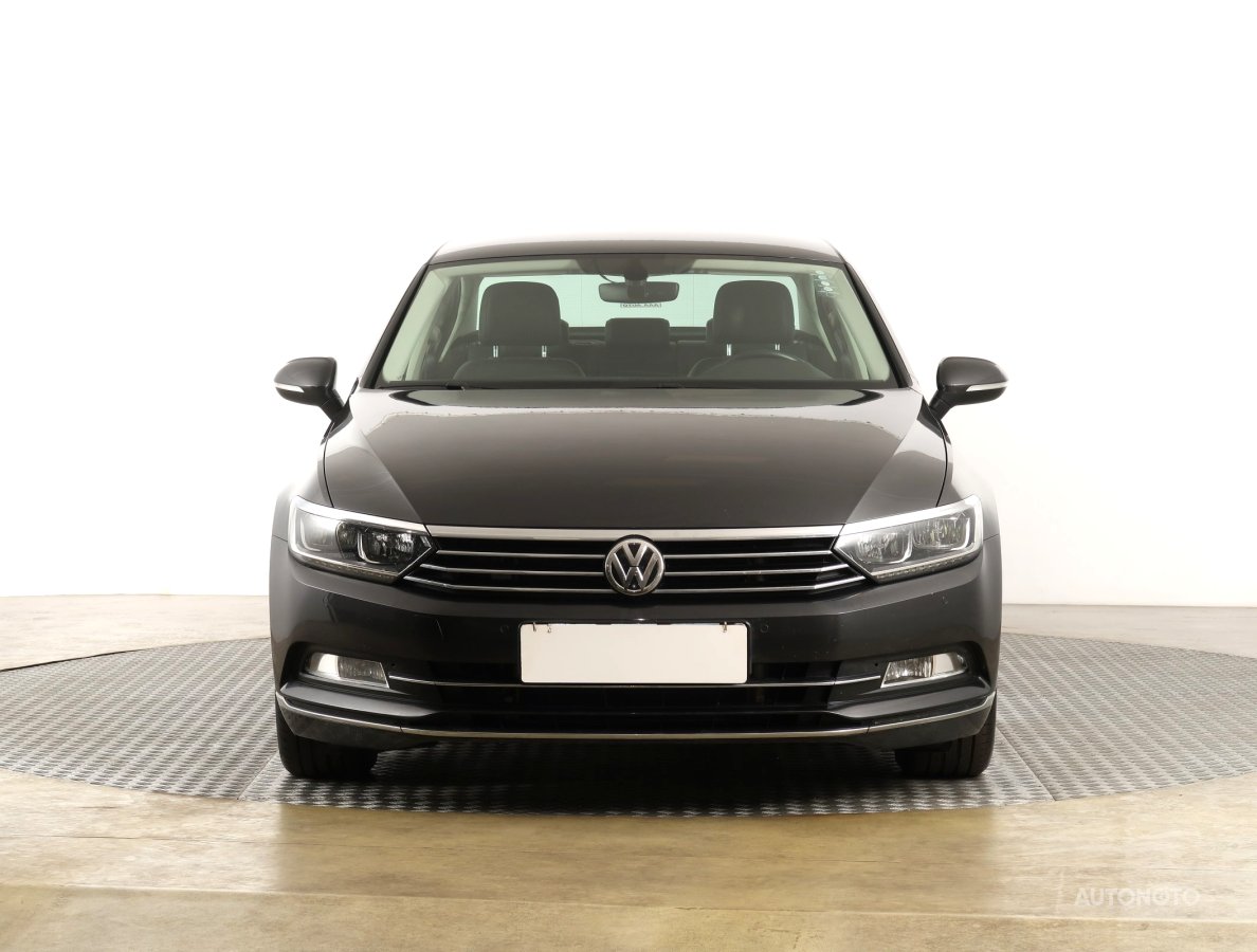 Volkswagen Passat, 2017 - pohled č. 2