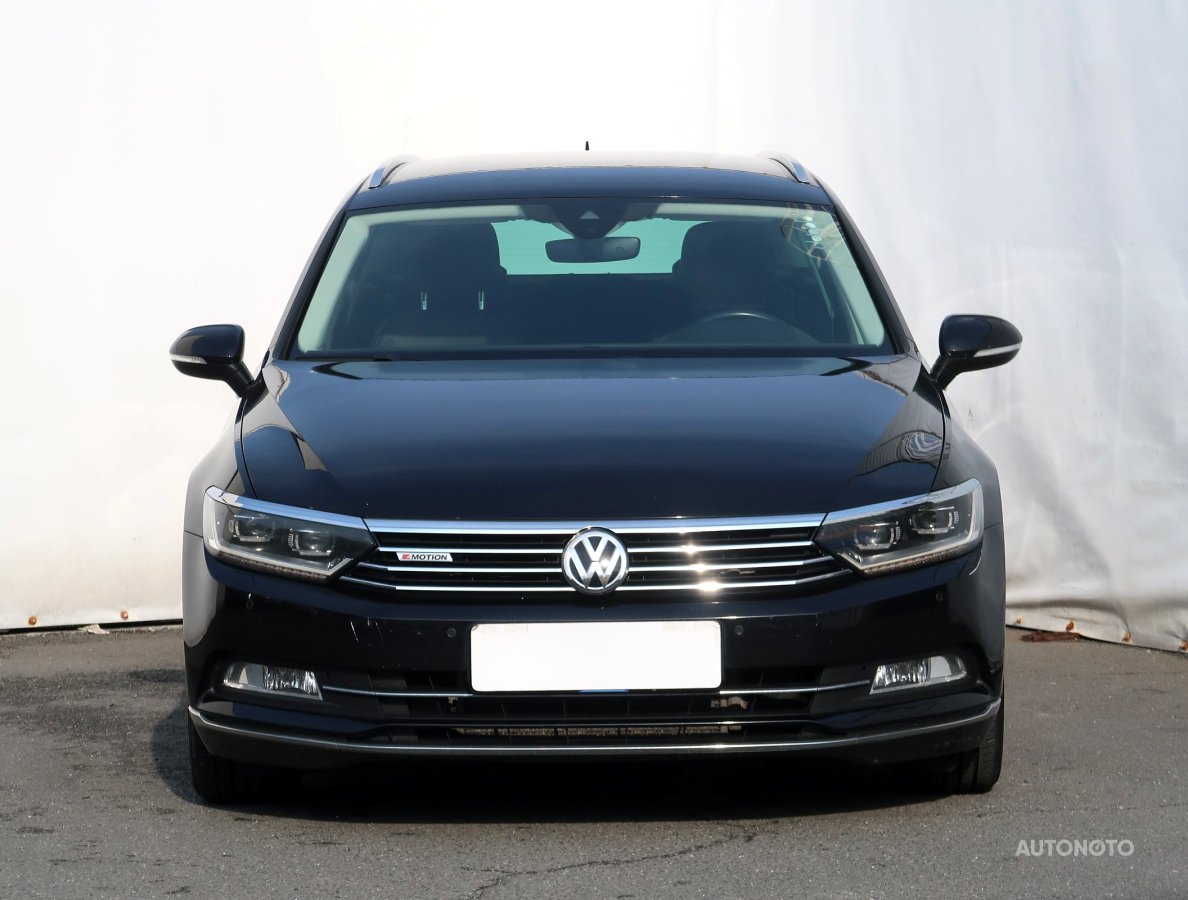 Volkswagen Passat, 2016 - pohled č. 2