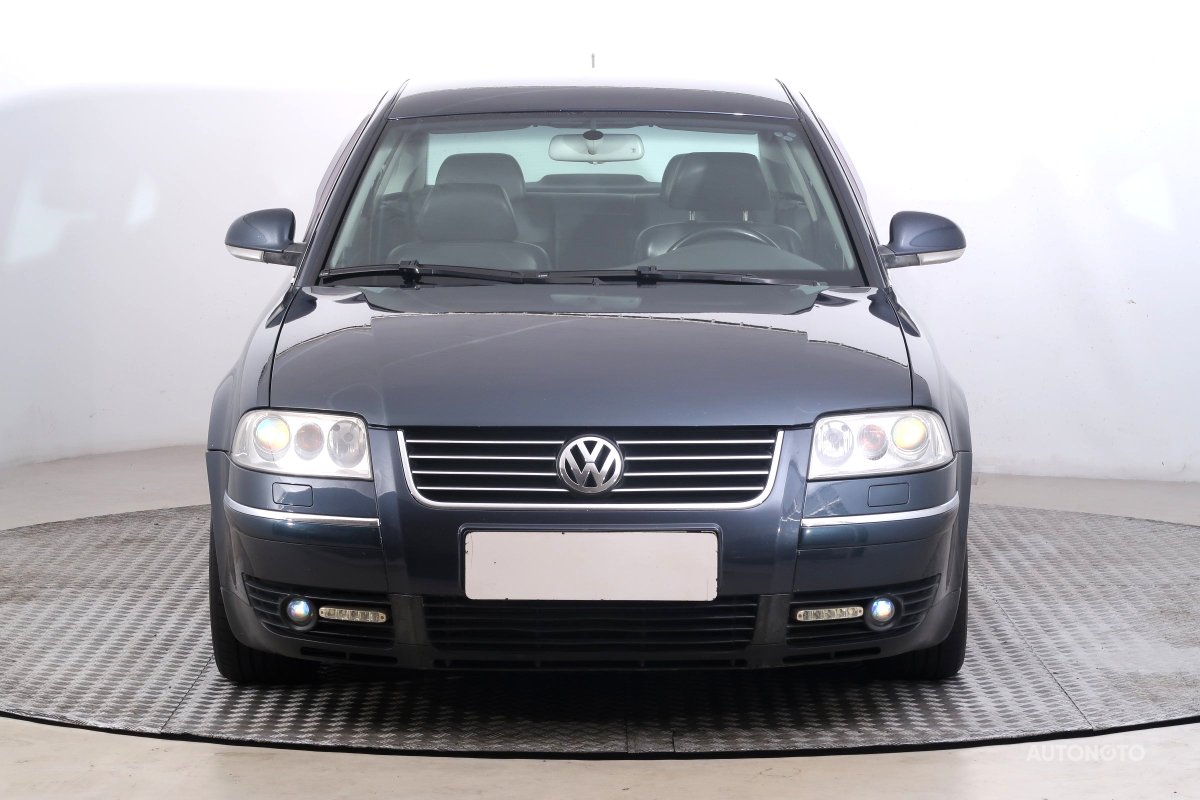 Volkswagen Passat, 2004 - pohled č. 2