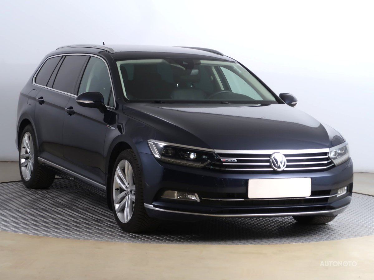 Volkswagen Passat, 2015 - celkový pohled