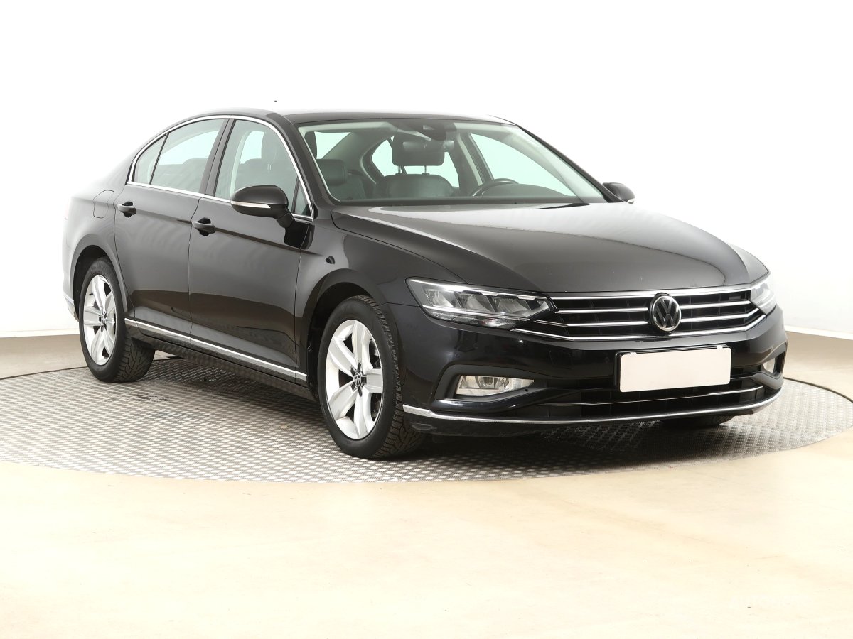 Volkswagen Passat, 2020 - celkový pohled