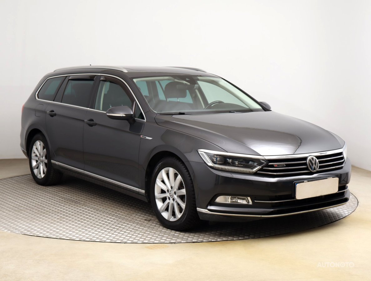 Volkswagen Passat, 2015 - celkový pohled
