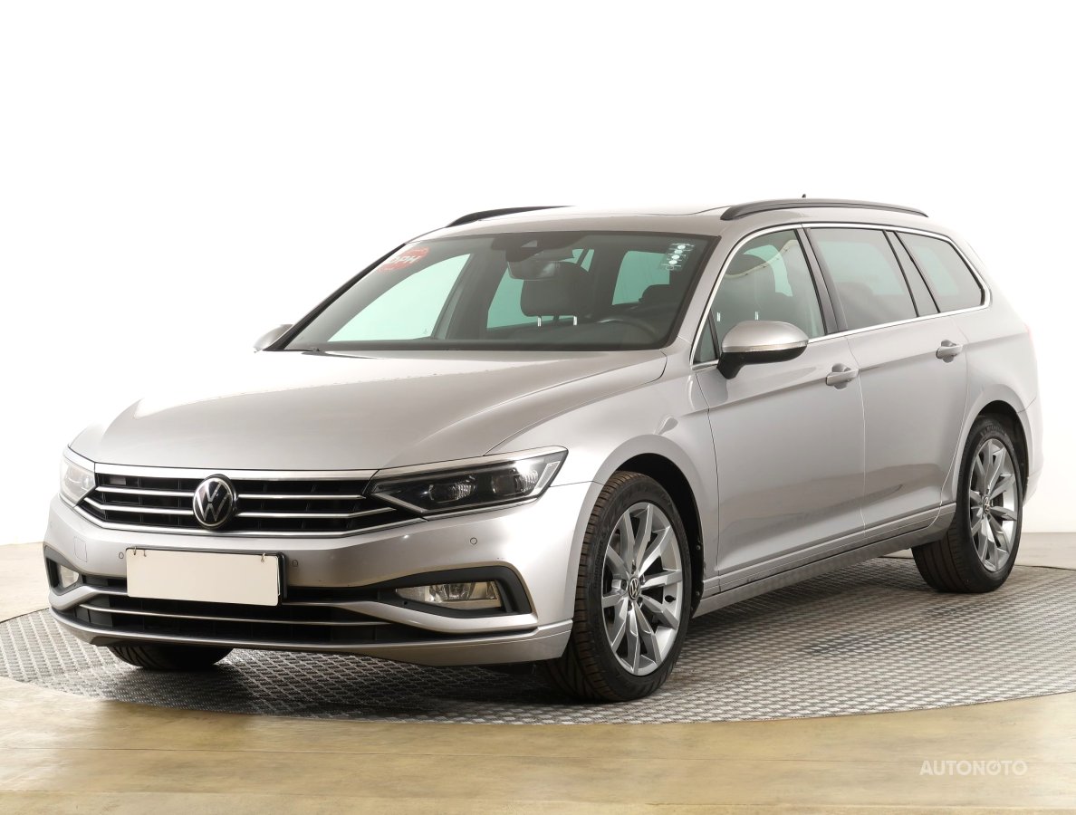 Volkswagen Passat, 2021 - pohled č. 3