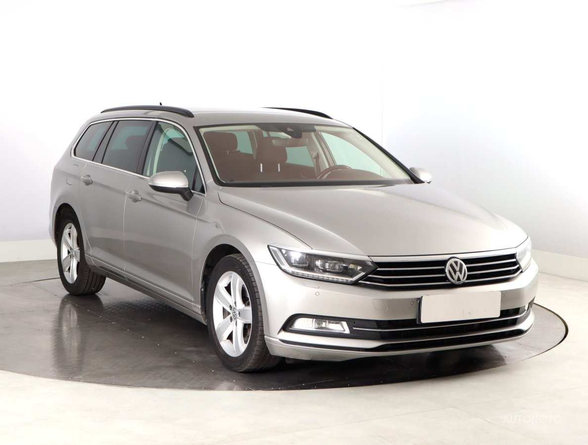 Volkswagen Passat, 2016 - celkový pohled