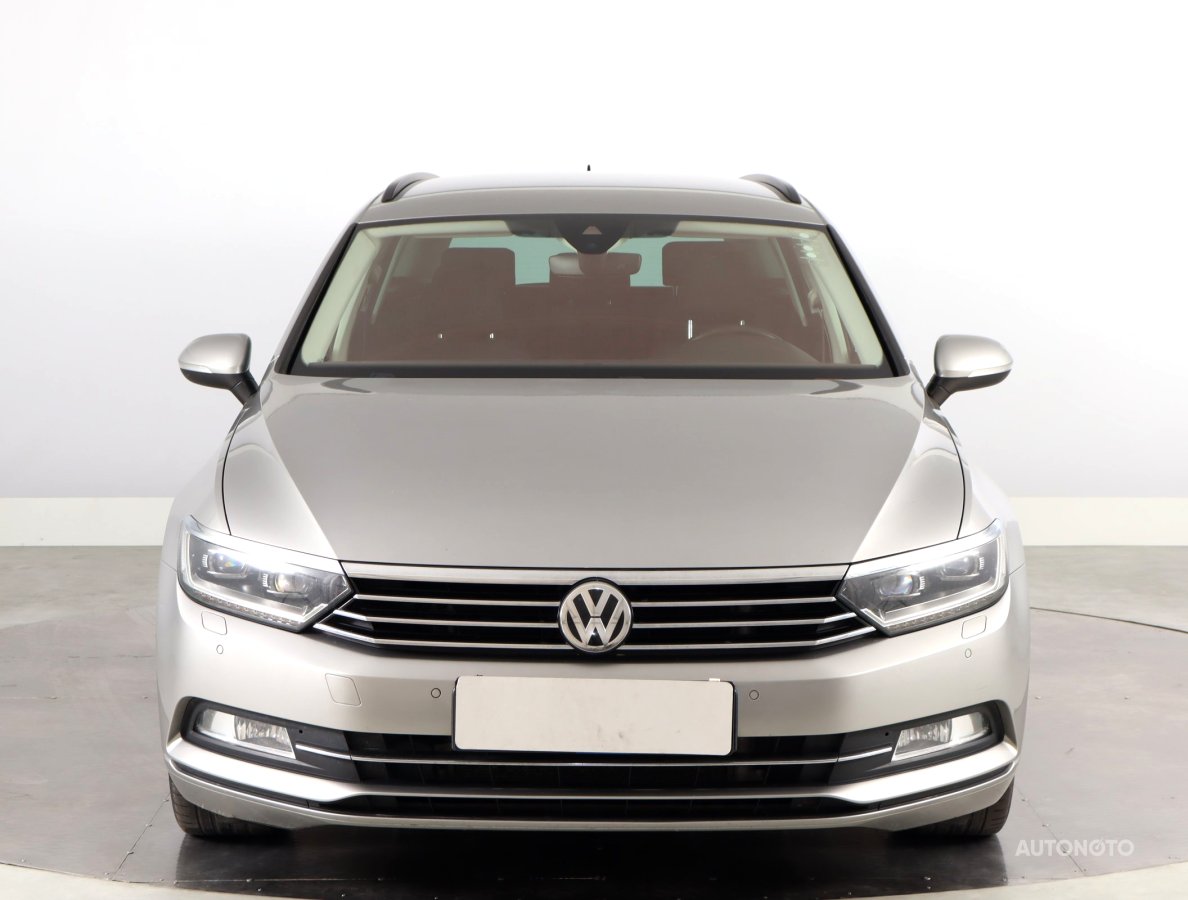 Volkswagen Passat, 2016 - pohled č. 2