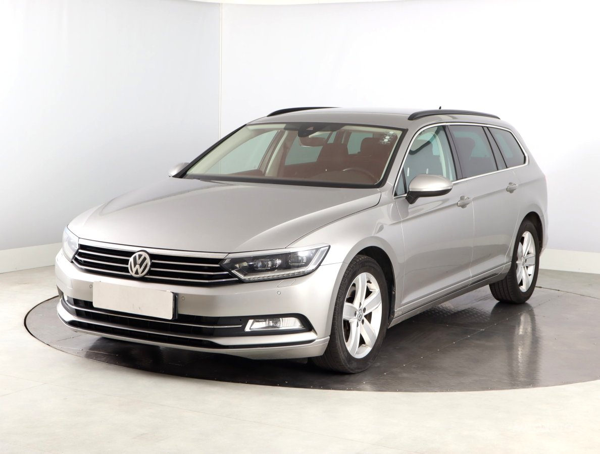 Volkswagen Passat, 2016 - pohled č. 3