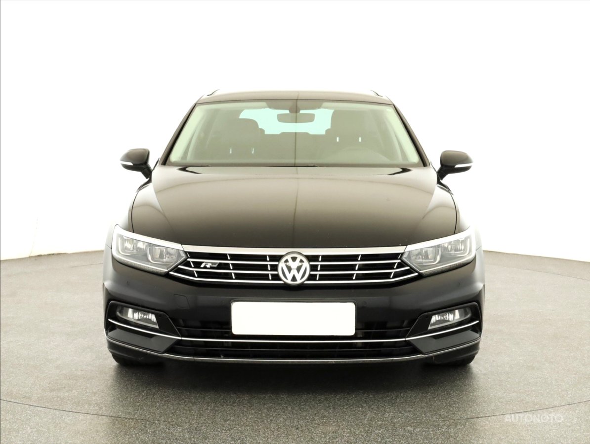 Volkswagen Passat, 2018 - pohled č. 2