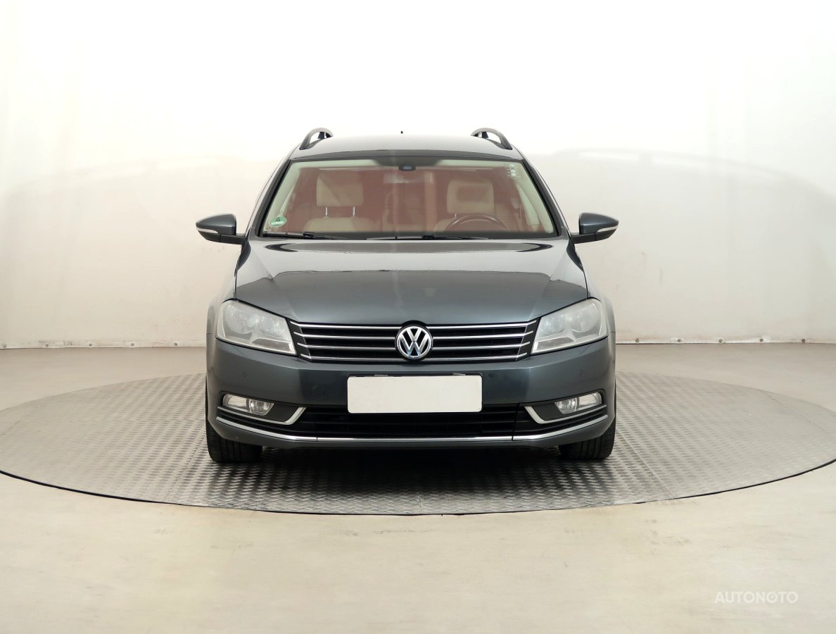Volkswagen Passat, 2013 - pohled č. 2