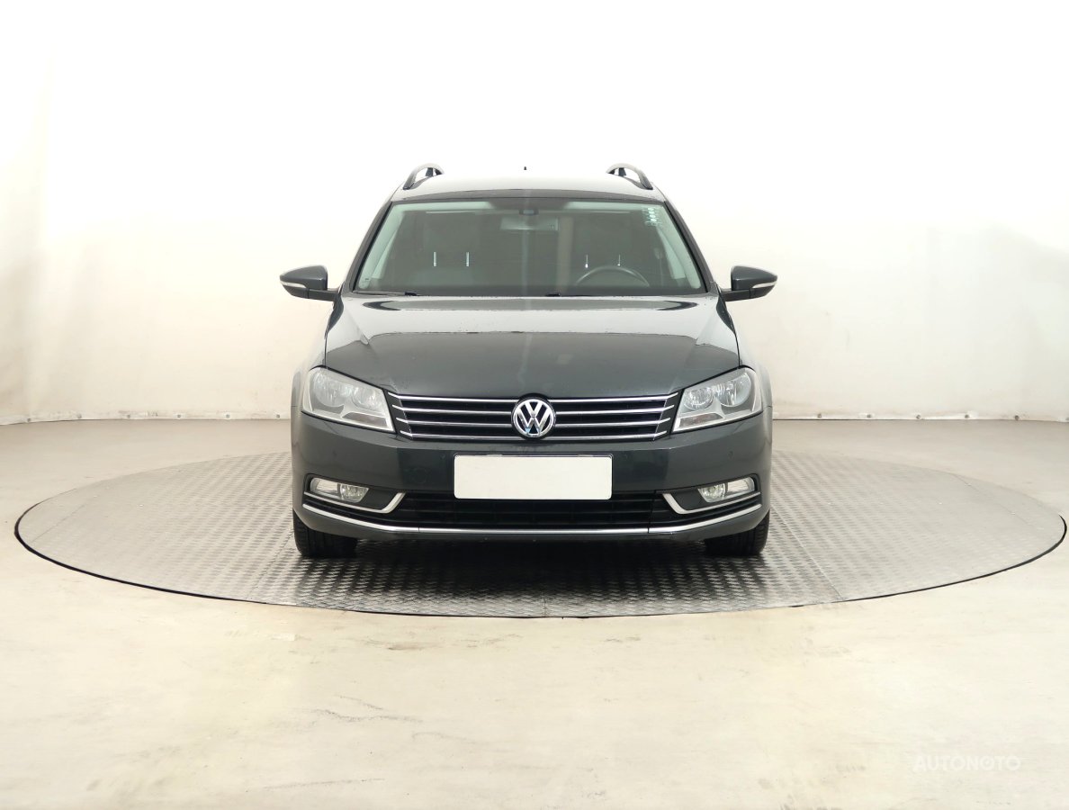 Volkswagen Passat, 2013 - pohled č. 2