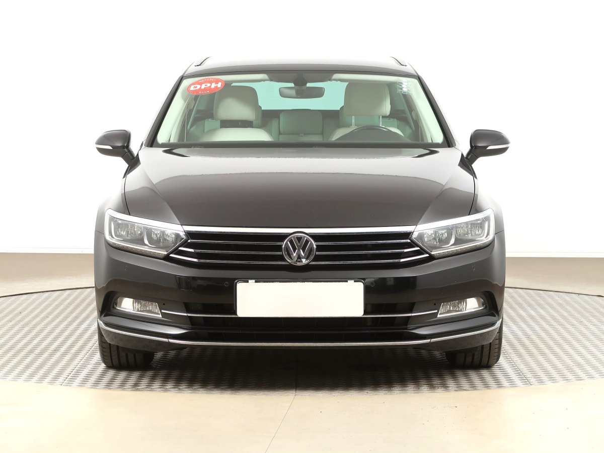 Volkswagen Passat, 2017 - pohled č. 2