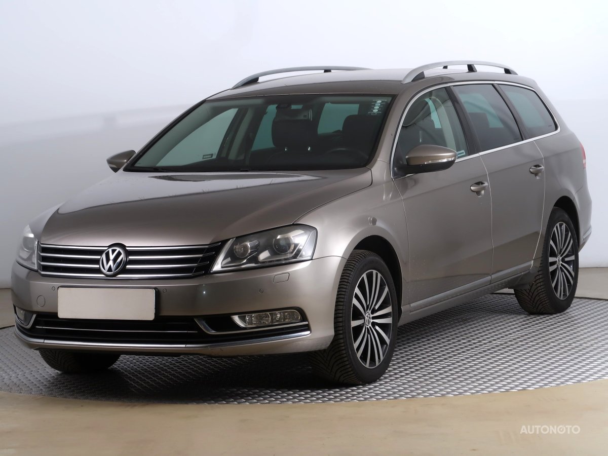 Volkswagen Passat, 2014 - pohled č. 3