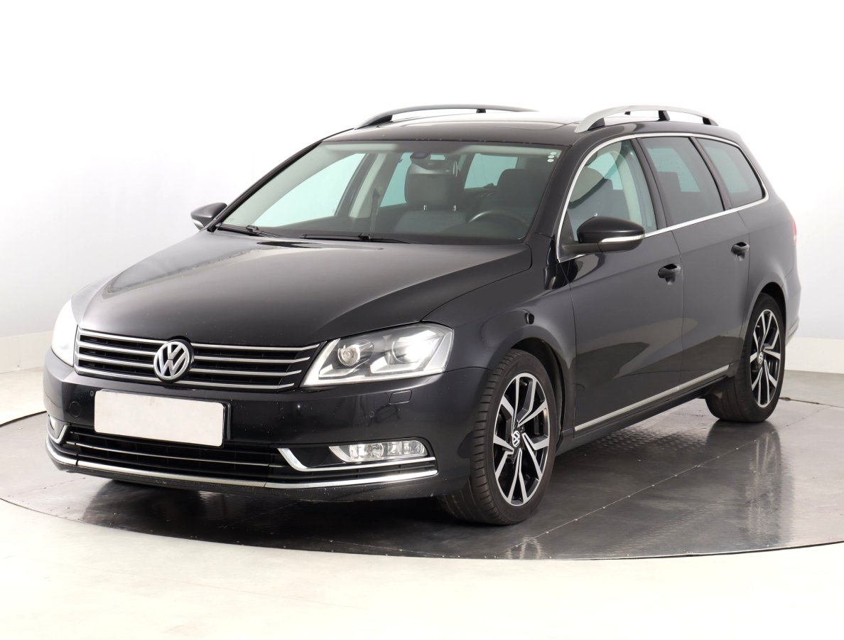 Volkswagen Passat, 2011 - pohled č. 3