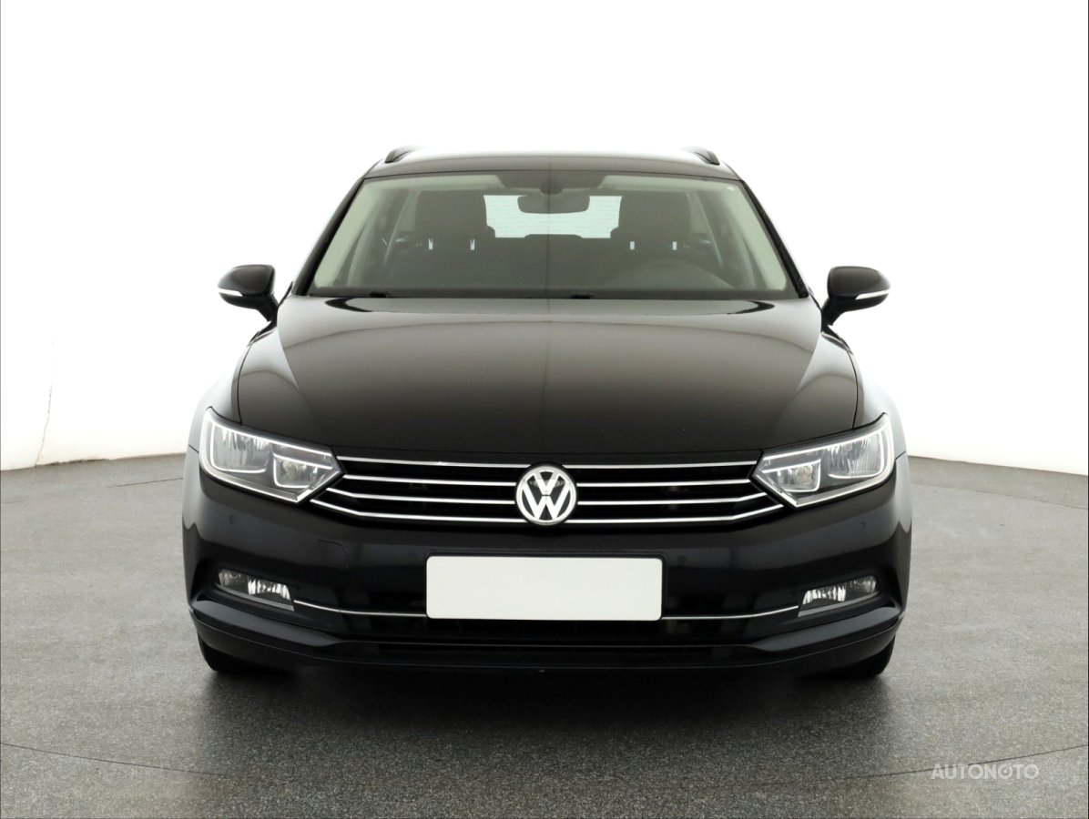 Volkswagen Passat, 2015 - pohled č. 2
