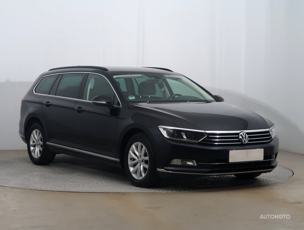 Volkswagen Passat, 2019 - celkový pohled