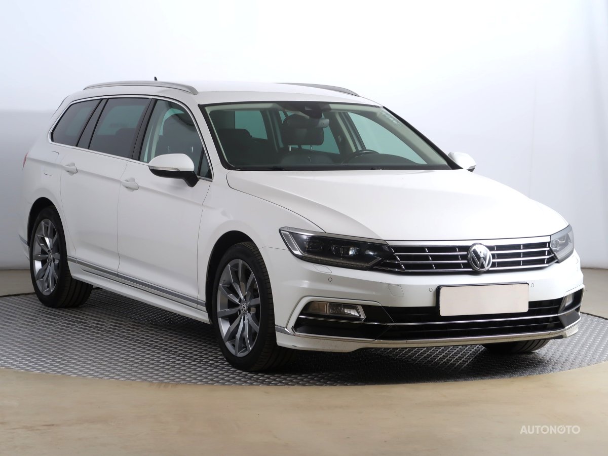 Volkswagen Passat, 2019 - celkový pohled