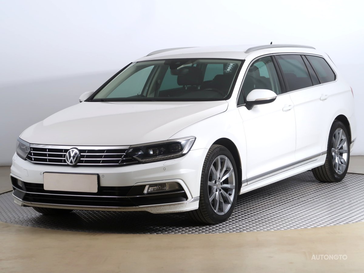 Volkswagen Passat, 2019 - pohled č. 3