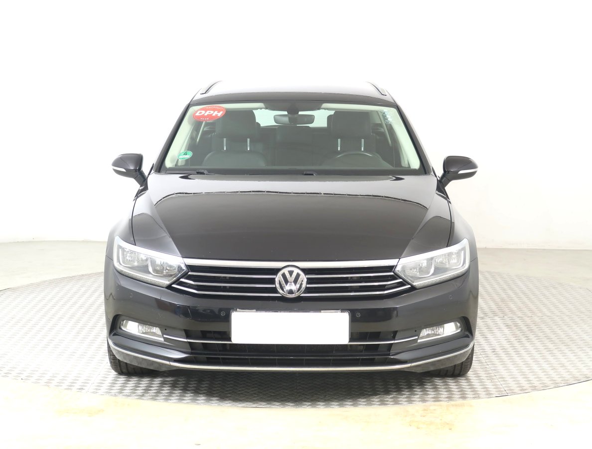 Volkswagen Passat, 2016 - pohled č. 2