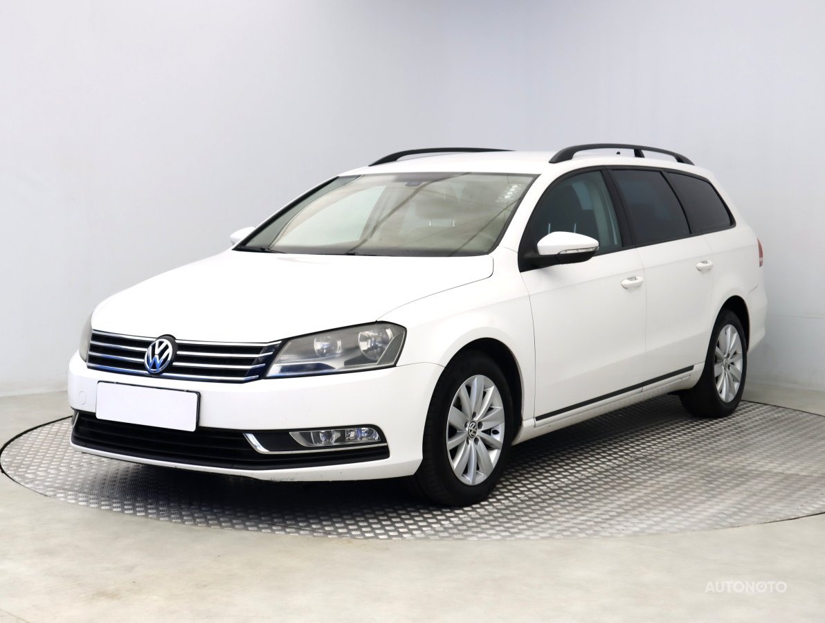 Volkswagen Passat, 2012 - pohled č. 3