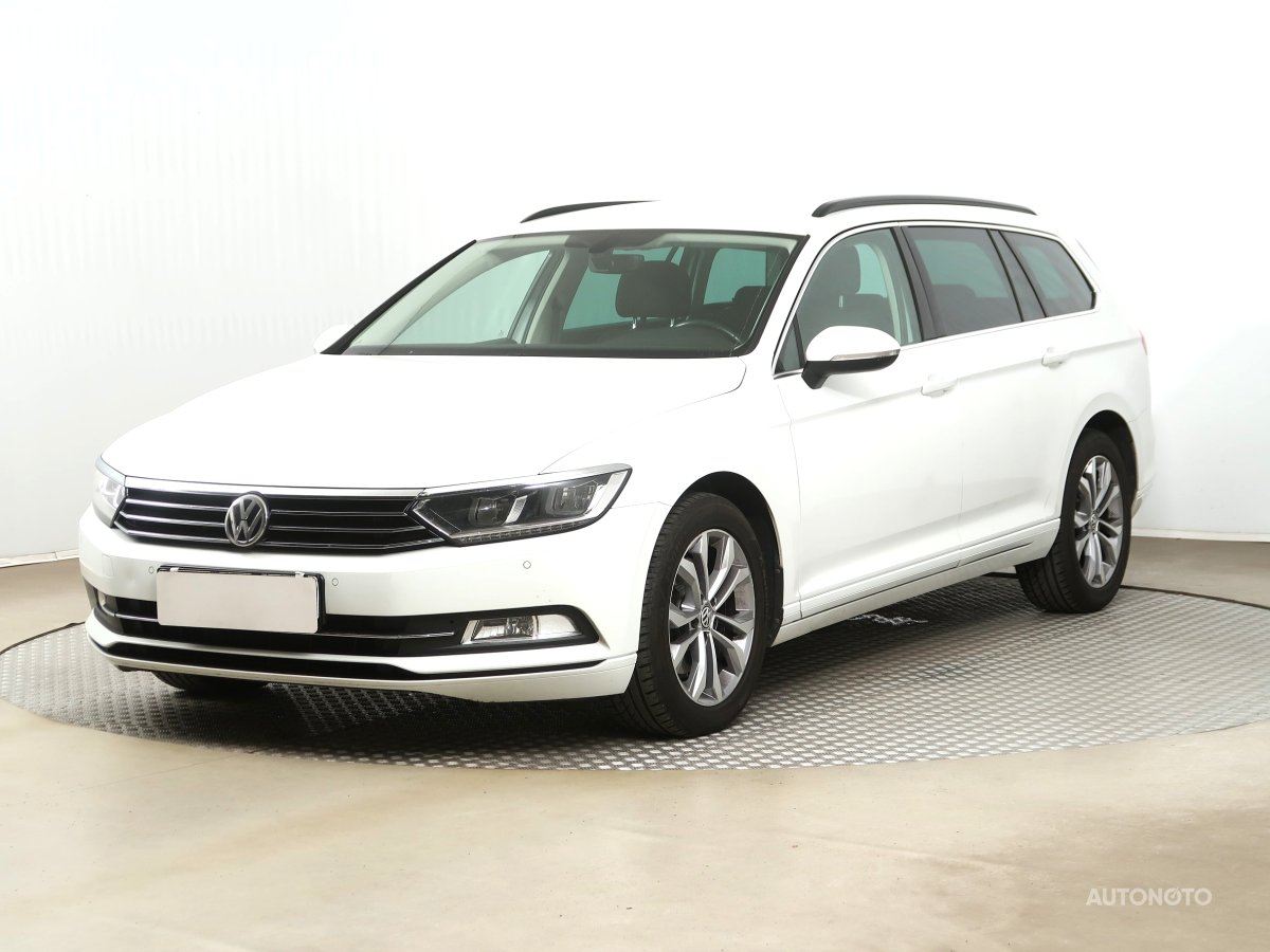 Volkswagen Passat, 2016 - pohled č. 3
