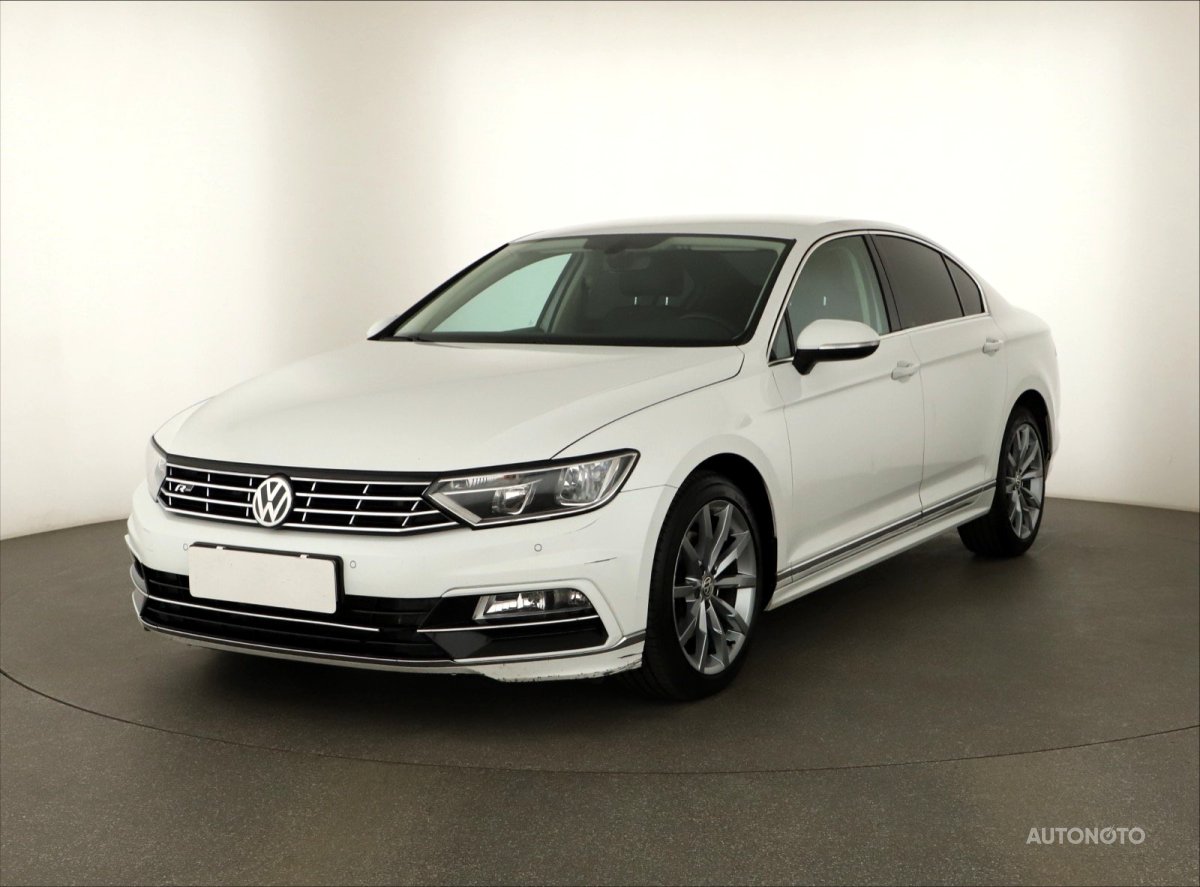 Volkswagen Passat, 2018 - pohled č. 3