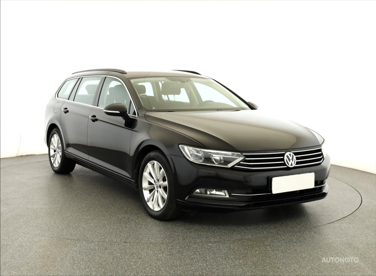 Volkswagen Passat, 2015 - celkový pohled