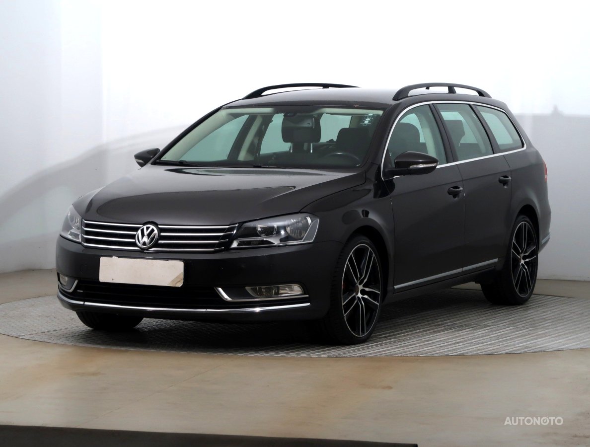 Volkswagen Passat, 2011 - pohled č. 3
