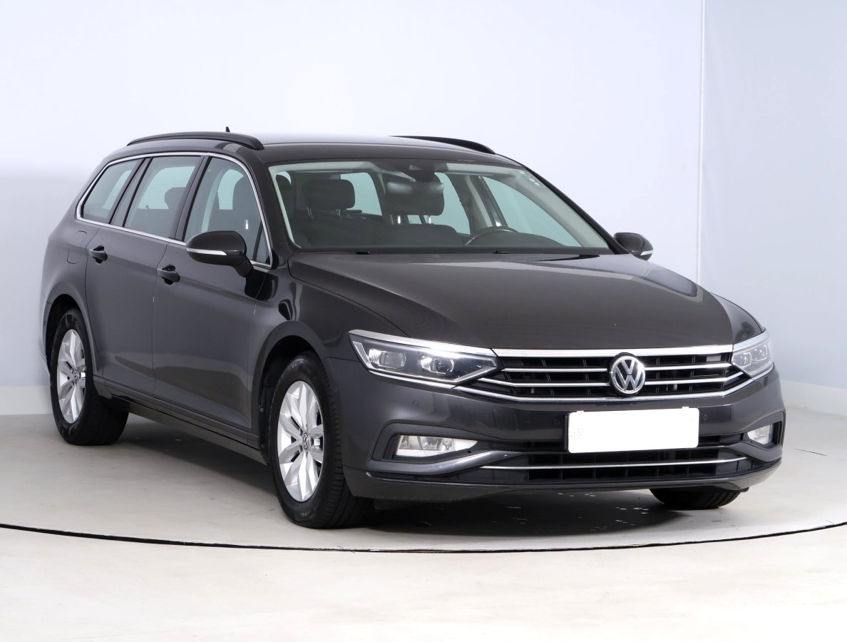 Volkswagen Passat, 2020 - celkový pohled