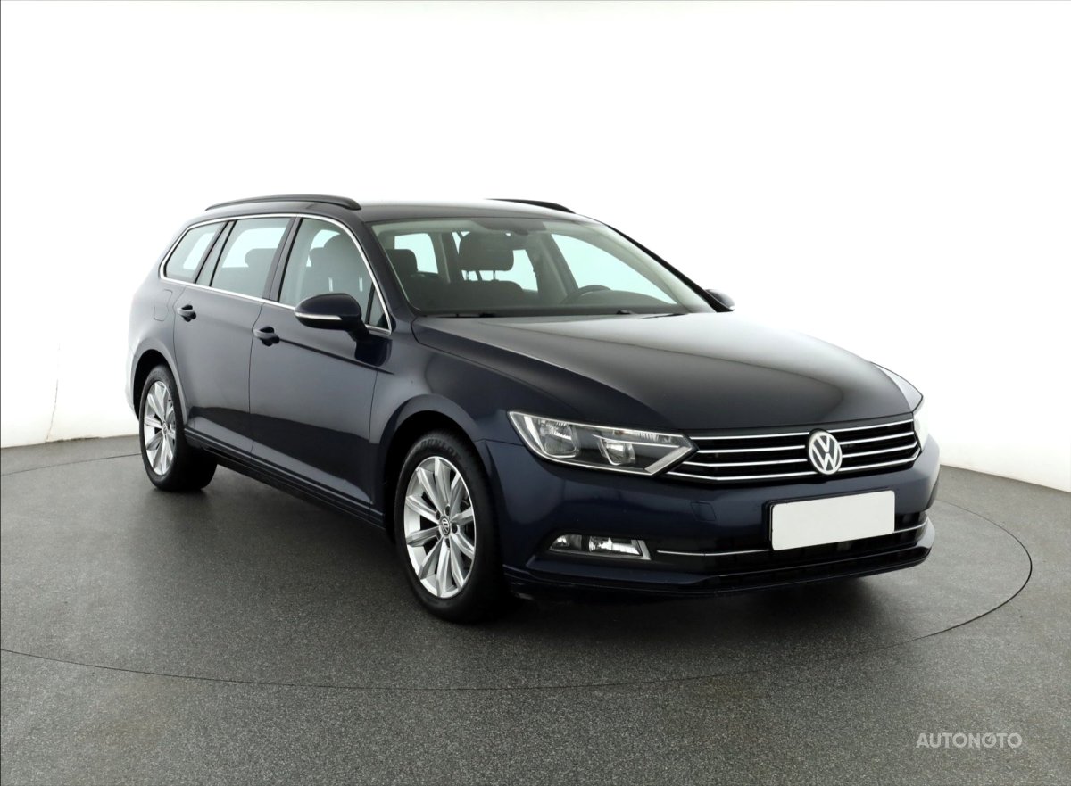 Volkswagen Passat, 2015 - celkový pohled