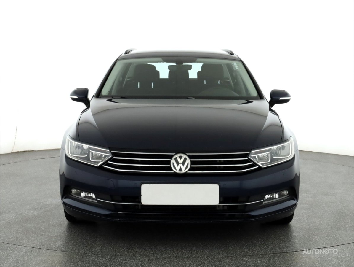 Volkswagen Passat, 2015 - pohled č. 2