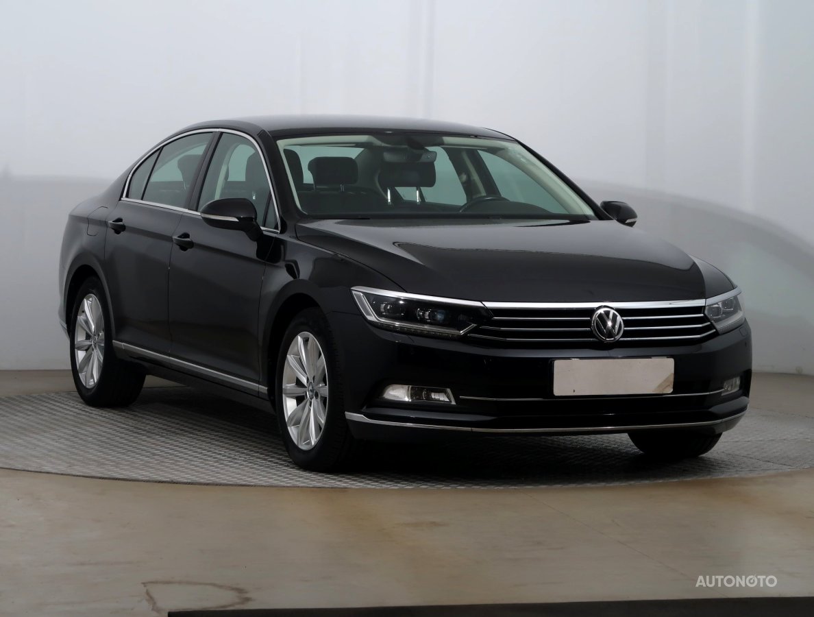 Volkswagen Passat, 2015 - celkový pohled