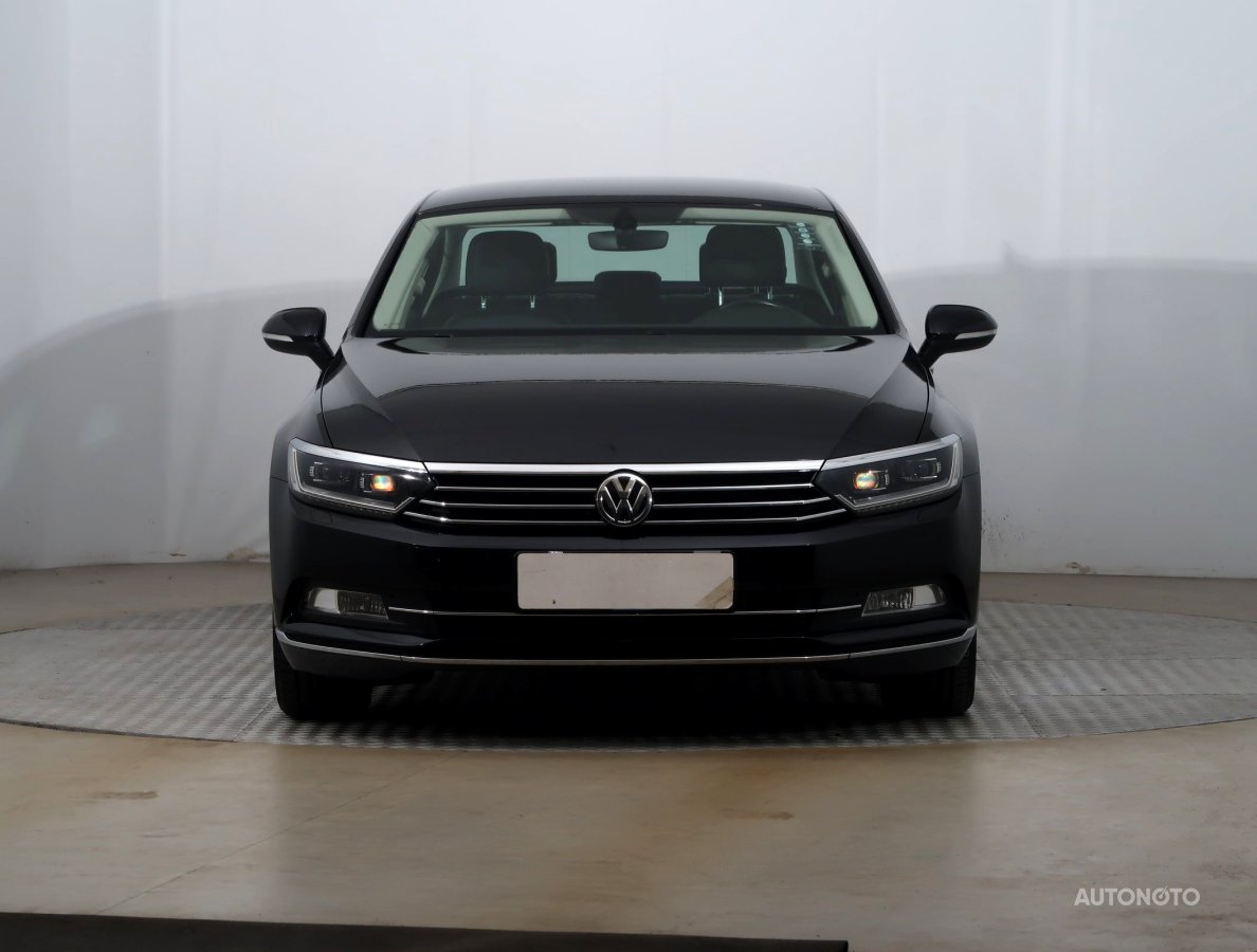 Volkswagen Passat, 2015 - pohled č. 2