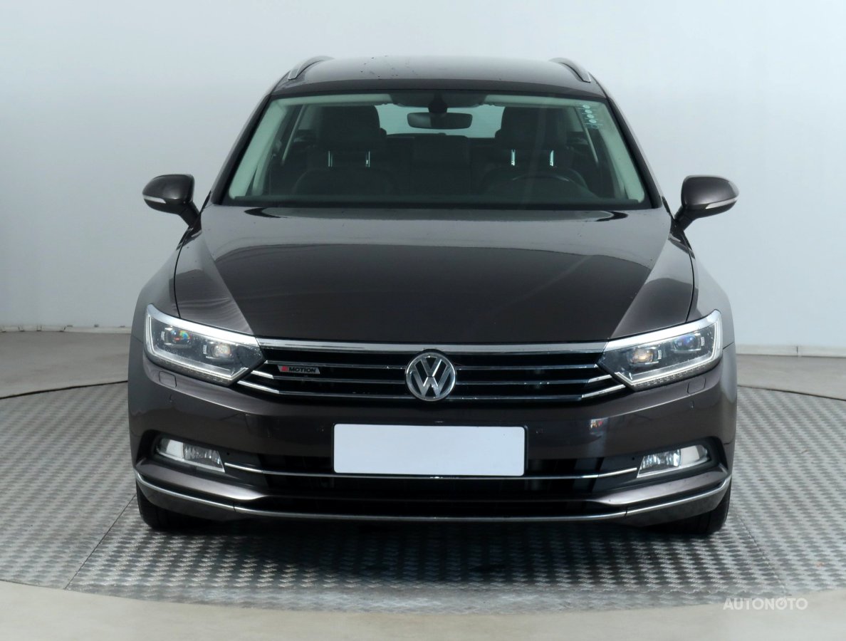 Volkswagen Passat, 2015 - pohled č. 2