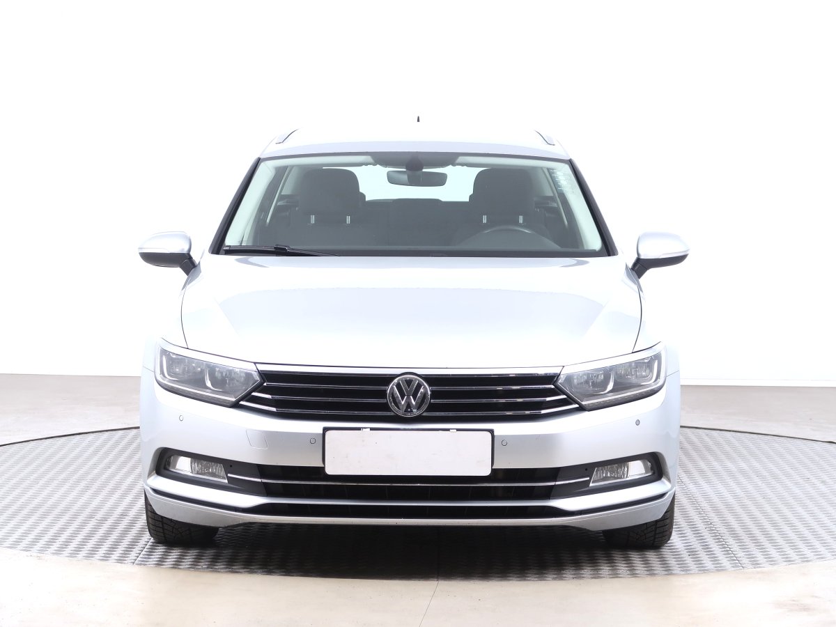 Volkswagen Passat, 2015 - pohled č. 2