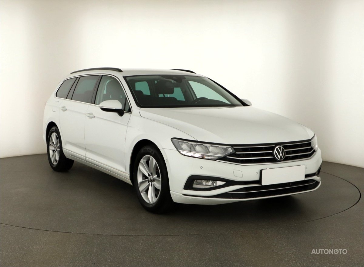 Volkswagen Passat, 2020 - celkový pohled