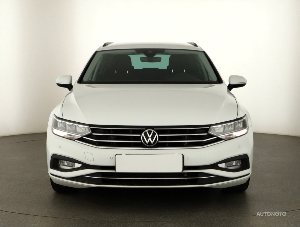 Volkswagen Passat, 2020 - pohled č. 2