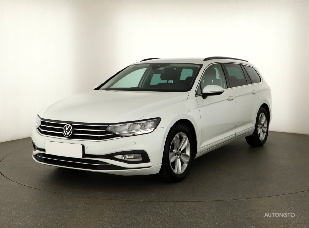 Volkswagen Passat, 2020 - pohled č. 3