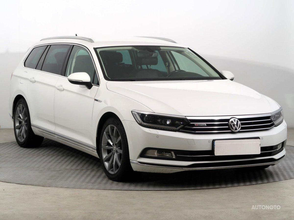 Volkswagen Passat, 2015 - celkový pohled