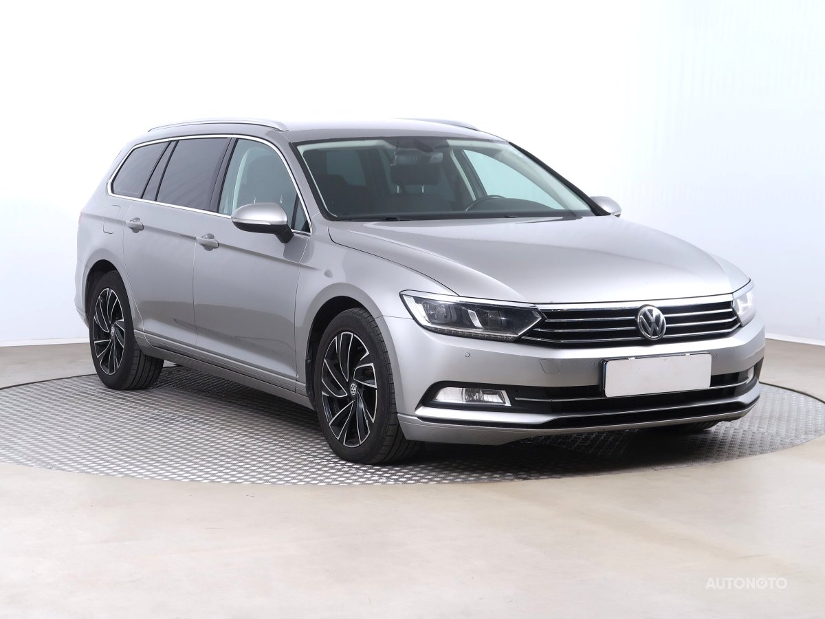 Volkswagen Passat, 2015 - celkový pohled