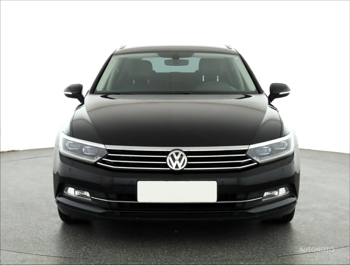 Volkswagen Passat, 2015 - pohled č. 2
